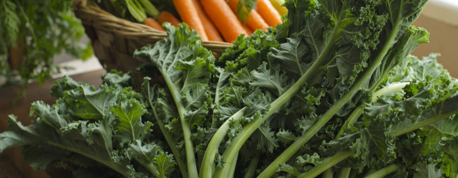 cruciferous vegetables, green leafy vegetables, fibre rich foods