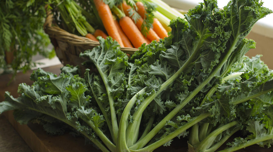 cruciferous vegetables, green leafy vegetables, fibre rich foods